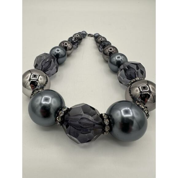 Vintage Unsigned Navy Bulatti Style Silver & Pearl Necklace w/Plexi &Rhinestones - Picture 1 of 6